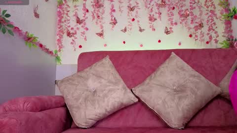 Snapshot of mila_sweet_v chatting on 21, 3, 2026 Mila online show from 21, 3, 2026