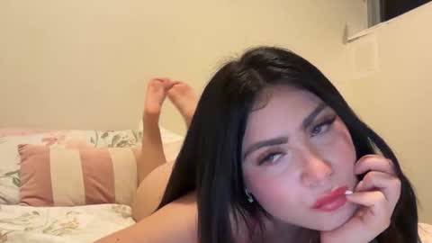 Snapshot of milaa008 chatting on 30, 9, 2025 milaa008 online show from 30, 9, 2025