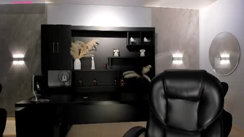 Snapshot of milacoleman chatting on 11, 6, 2026 Mila online show from 11, 6, 2026