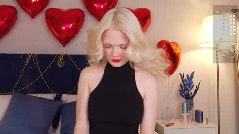 Miss Cutie online show from 28, 12, 2024