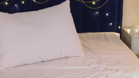 Miss Cutie online show from 28, 2, 2025