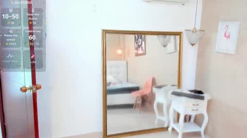 Snapshot of miladiosa chatting on 22, 9, 2025 miladiosa online show from 22, 9, 2025