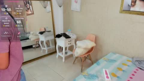 Snapshot of miladiosa chatting on 25, 9, 2025 miladiosa online show from 25, 9, 2025