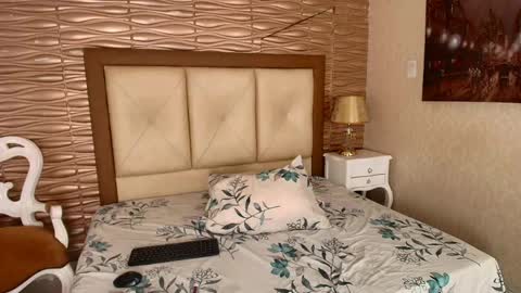 Snapshot of miladiosa chatting on 17, 5, 2026 miladiosa online show from 17, 5, 2026