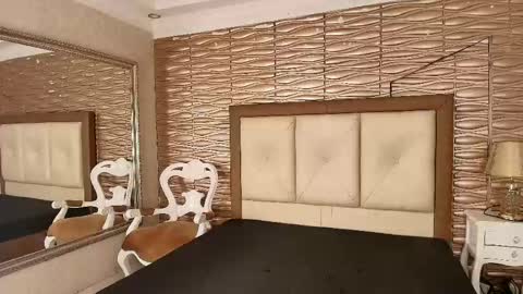 miladiosa online show from 24, 5, 2026