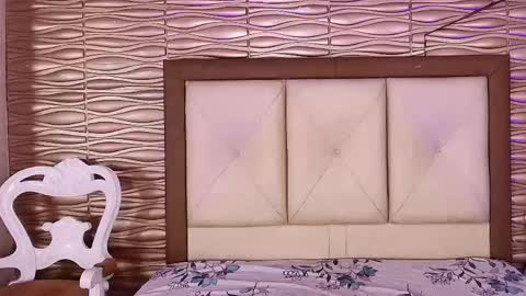 miladiosa online show from 26, 5, 2026