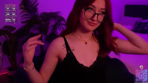 First stream with my Bestie  My name is Mila. and her is hazelhayees Devil online show from 6, 5, 2026