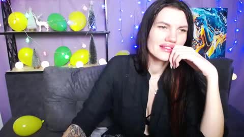 Snapshot of milaloona chatting on 13, 1, 2025 Milaloona online show from 13, 1, 2025