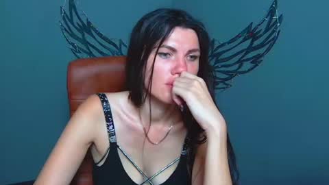 Snapshot of milaloona chatting on 9, 7, 2026 Milaloona online show from 9, 7, 2026