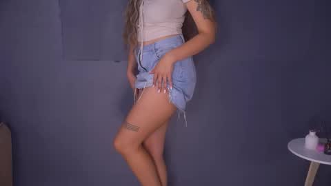 Mila online show from 4, 10, 2025