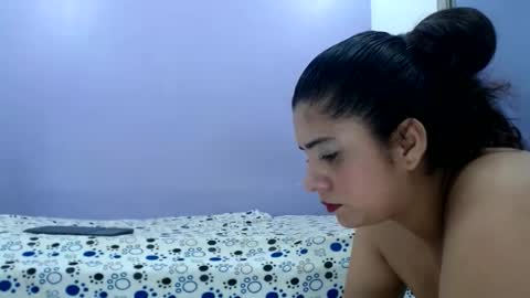 milan and sofia online show from 20, 12, 2025