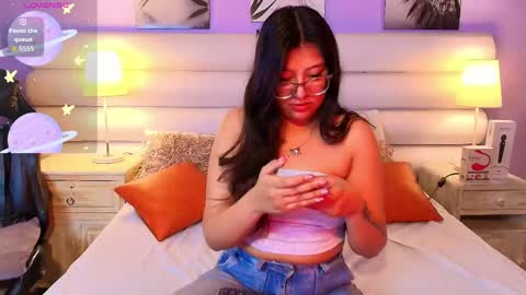 Snapshot of milan_sweetie chatting on 28, 5, 2026 milan_sweetie online show from 28, 5, 2026
