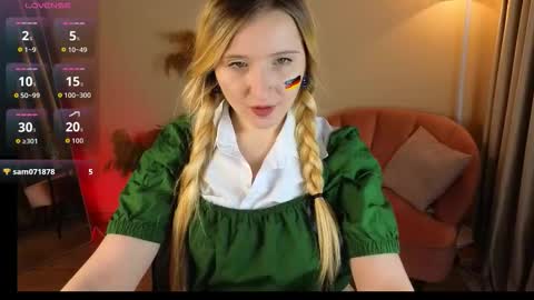 Snapshot of milana__key chatting on 23, 9, 2025 Milana online show from 23, 9, 2025