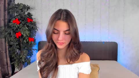 Milana online show from 15, 12, 2024