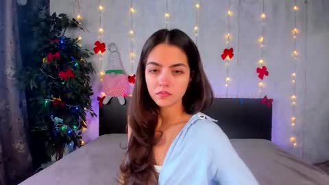 Snapshot of milana_crystal_ chatting on 12, 1, 2026 Milana online show from 12, 1, 2026