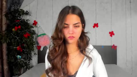 Snapshot of milana_crystal_ chatting on 5, 2, 2026 Milana online show from 5, 2, 2026