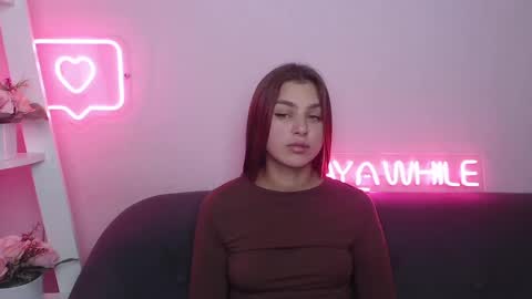 milanaangelas online show from 9, 12, 2024