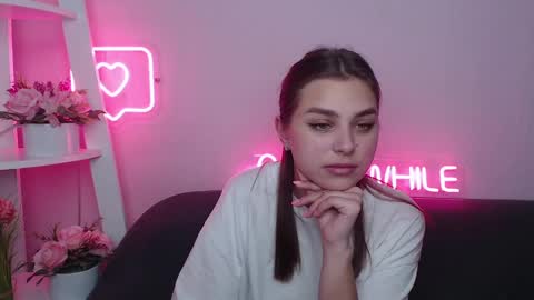 milanaangelas online show from 17, 1, 2025