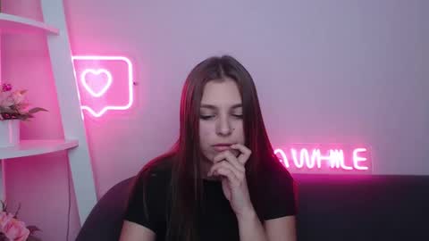 milanaangelas online show from 15, 2, 2025