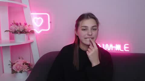 milanaangelas online show from 22, 2, 2025