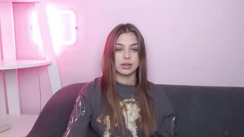 milanaangelas online show from 16, 2, 2026