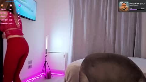 Snapshot of milanacamgirl chatting on 25, 11, 2025 Milana online show from 25, 11, 2025