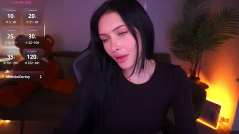 Milana online show from 18, 12, 2025