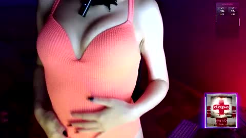 Snapshot of milanapure chatting on 8, 11, 2025 analiMilana online show from 8, 11, 2025