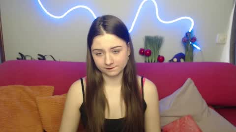 Snapshot of milanaroz chatting on 12, 3, 2026 milanaroz online show from 12, 3, 2026