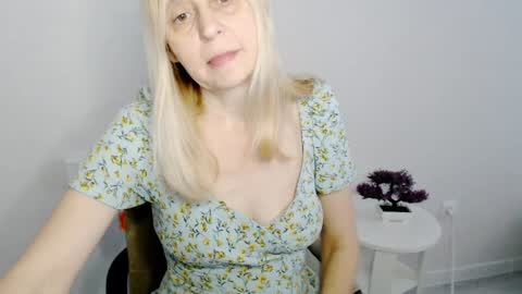 Milena online show from 22, 1, 2025