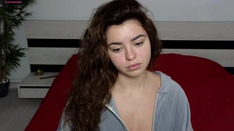 Mila online show from 5, 12, 2024