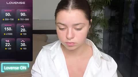 Mila online show from 18, 9, 2025