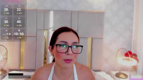 Snapshot of milasaenz1 chatting on 12, 9, 2025 Cami online show from 12, 9, 2025
