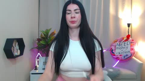 Snapshot of milasecretsss chatting on 29, 5, 2026 milasecretsss online show from 29, 5, 2026
