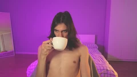 Snapshot of milaslovv chatting on 21, 9, 2025 Mila online show from 21, 9, 2025