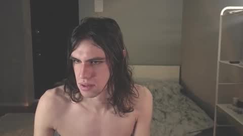 Snapshot of milaslovv chatting on 9, 1, 2026 Mila online show from 9, 1, 2026