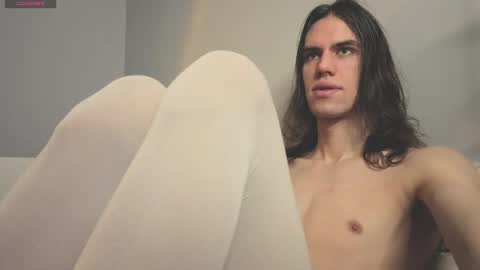 Snapshot of milaslovv chatting on 24, 3, 2026 Mila online show from 24, 3, 2026