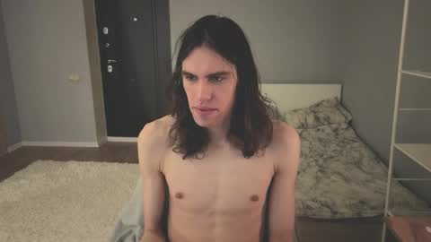 Snapshot of milaslovv chatting on 4, 4, 2026 Mila online show from 4, 4, 2026