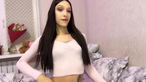 Snapshot of milaxmme chatting on 1, 12, 2025 Milana online show from 1, 12, 2025