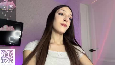 Snapshot of milaxmme chatting on 21, 12, 2025 Milana online show from 21, 12, 2025