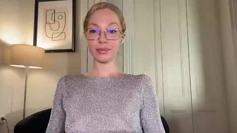 Mila online show from 27, 2, 2026