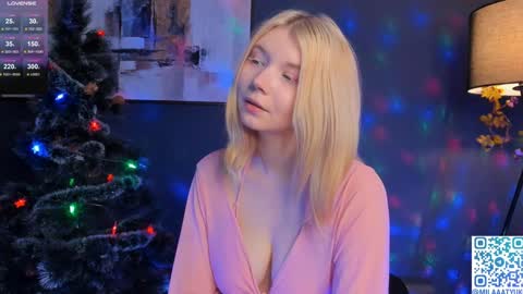 Snapshot of mildredbain chatting on 26, 12, 2024 Mila online show from 26, 12, 2024