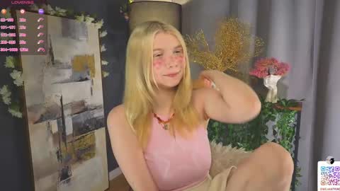 Snapshot of mildredbain chatting on 11, 2, 2025 Mila online show from 11, 2, 2025