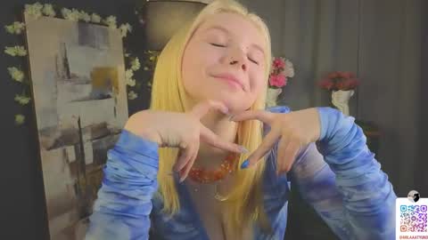 Snapshot of mildredbain chatting on 16, 2, 2025 Mila online show from 16, 2, 2025
