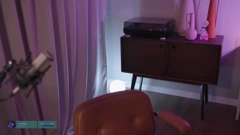 Snapshot of mileeena chatting on 9, 12, 2024 M Telegram mamagotachannel online show from 9, 12, 2024