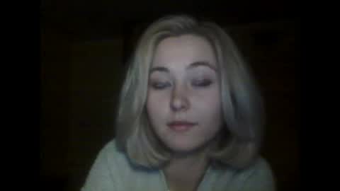 Snapshot of milena391630 chatting on 15, 2, 2025 Milena new nonude shy blonde natural online show from 15, 2, 2025