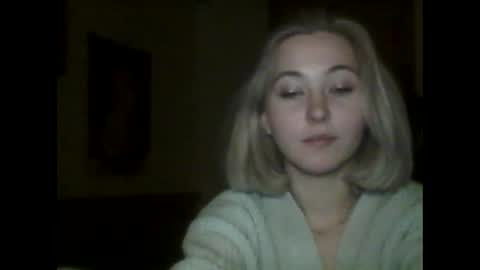 Snapshot of milena391630 chatting on 16, 2, 2025 Milena new nonude shy blonde natural online show from 16, 2, 2025