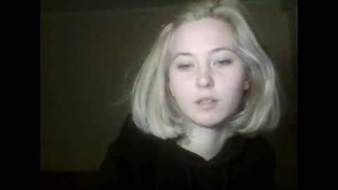 Snapshot of milena391630 chatting on 17, 2, 2025 Milena new nonude shy blonde natural online show from 17, 2, 2025