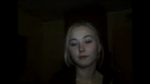 Snapshot of milena391630 chatting on 21, 2, 2025 Milena new nonude shy blonde natural online show from 21, 2, 2025