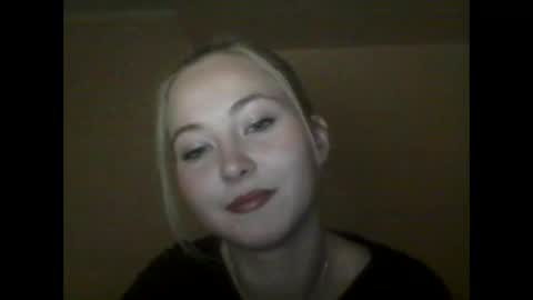 Snapshot of milena391630 chatting on 24, 2, 2025 Milena new nonude shy blonde natural online show from 24, 2, 2025